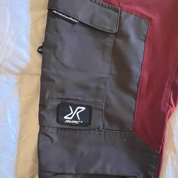 Revolution race GP pants in Bison red - Picture 4 of 4